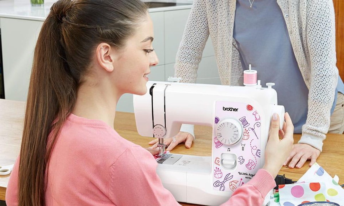 Naaimachine kopen: online vs. fysieke winkel